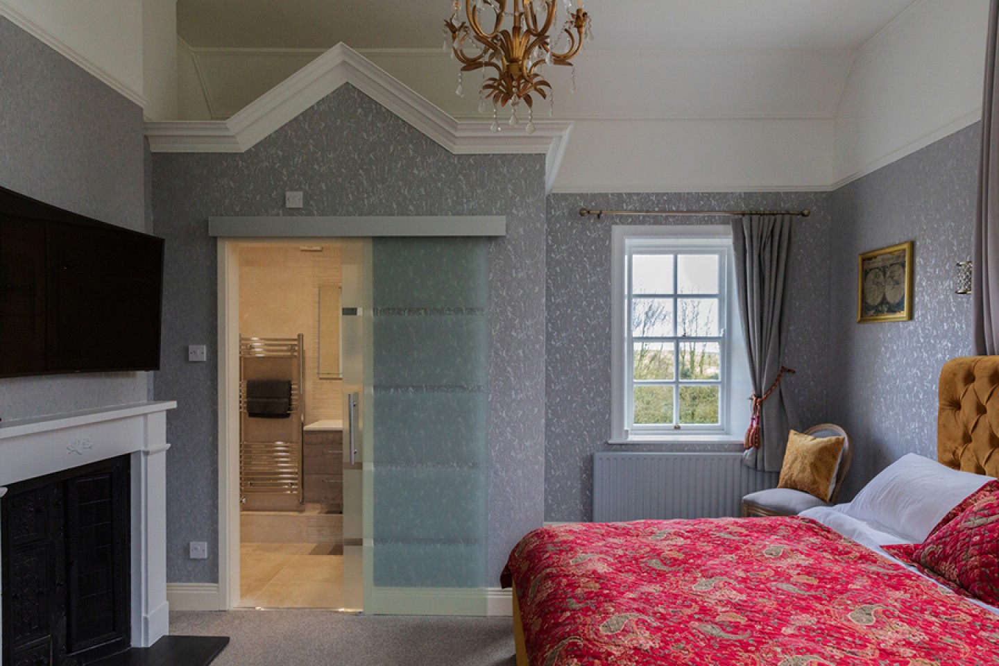 master bedroom with en-suit